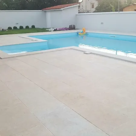 Holiday home Lucas Pula